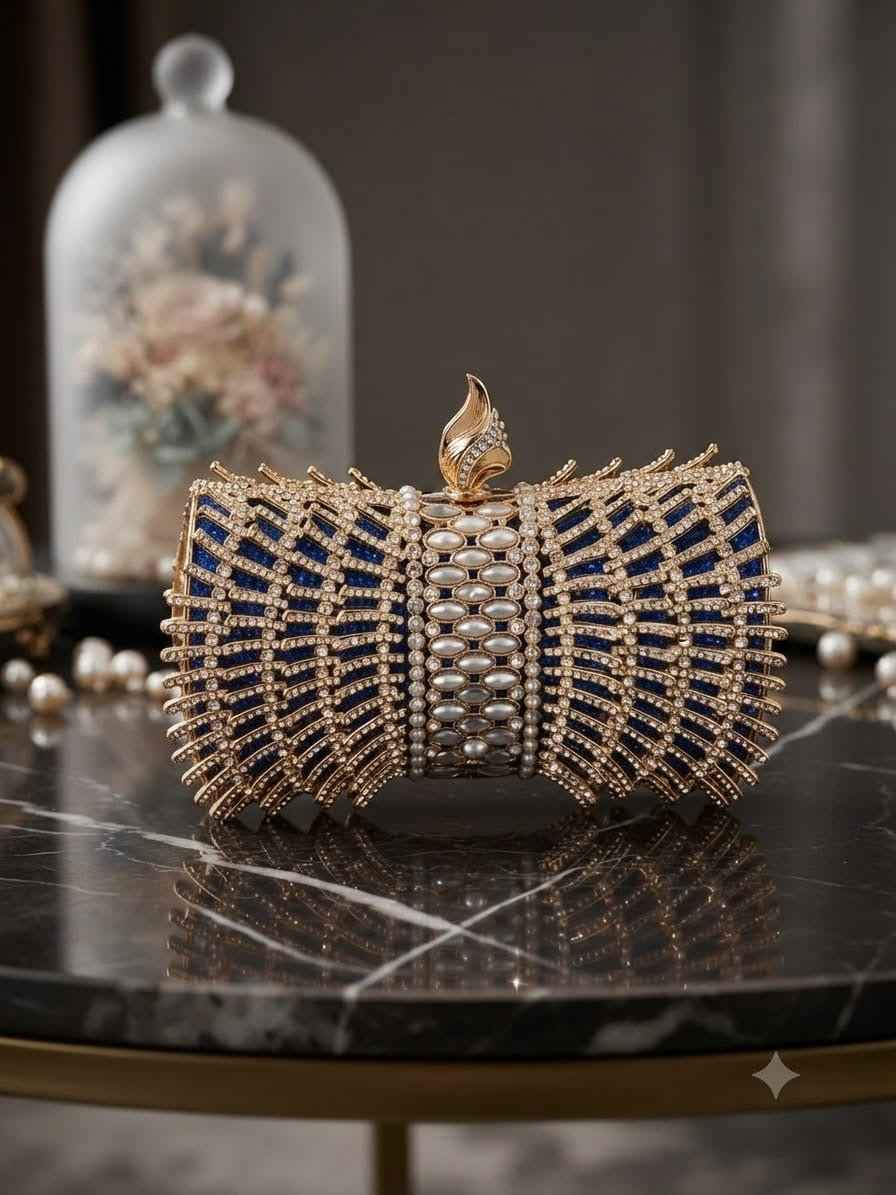 Crystal rhinestone evening clutch