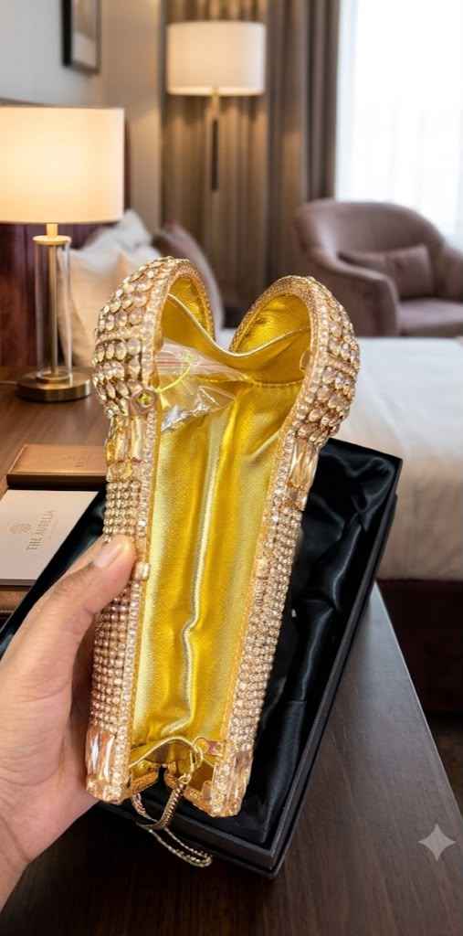 Mike rhinestone clutch