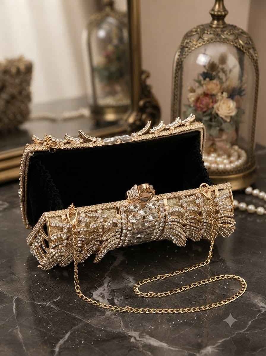 Crystal rhinestone evening clutch
